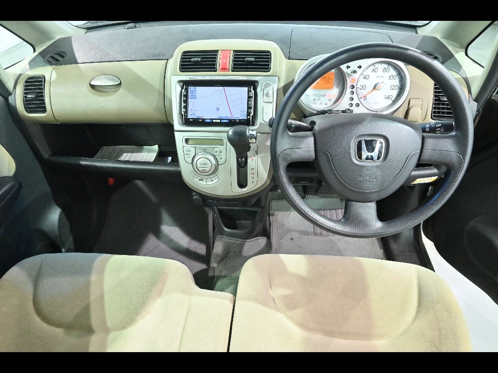 HONDA LIFE