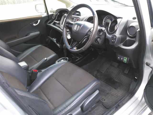 HONDA FIT SHUTTLE