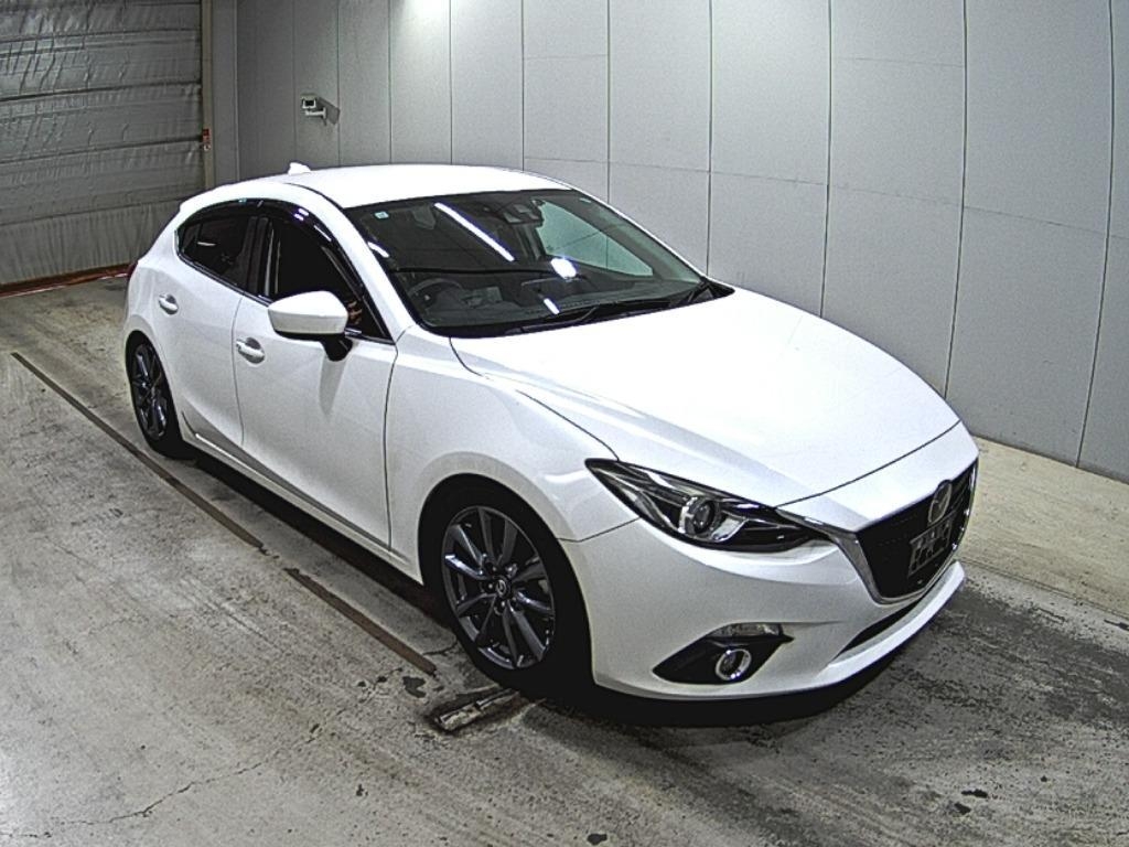 MAZDA AXELA