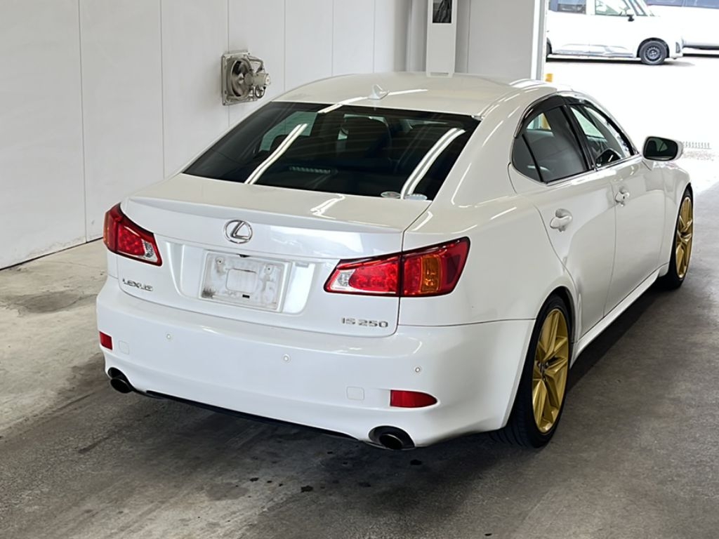 LEXUS IS250