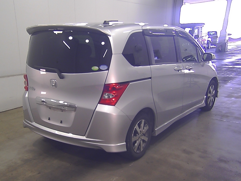 HONDA FREED