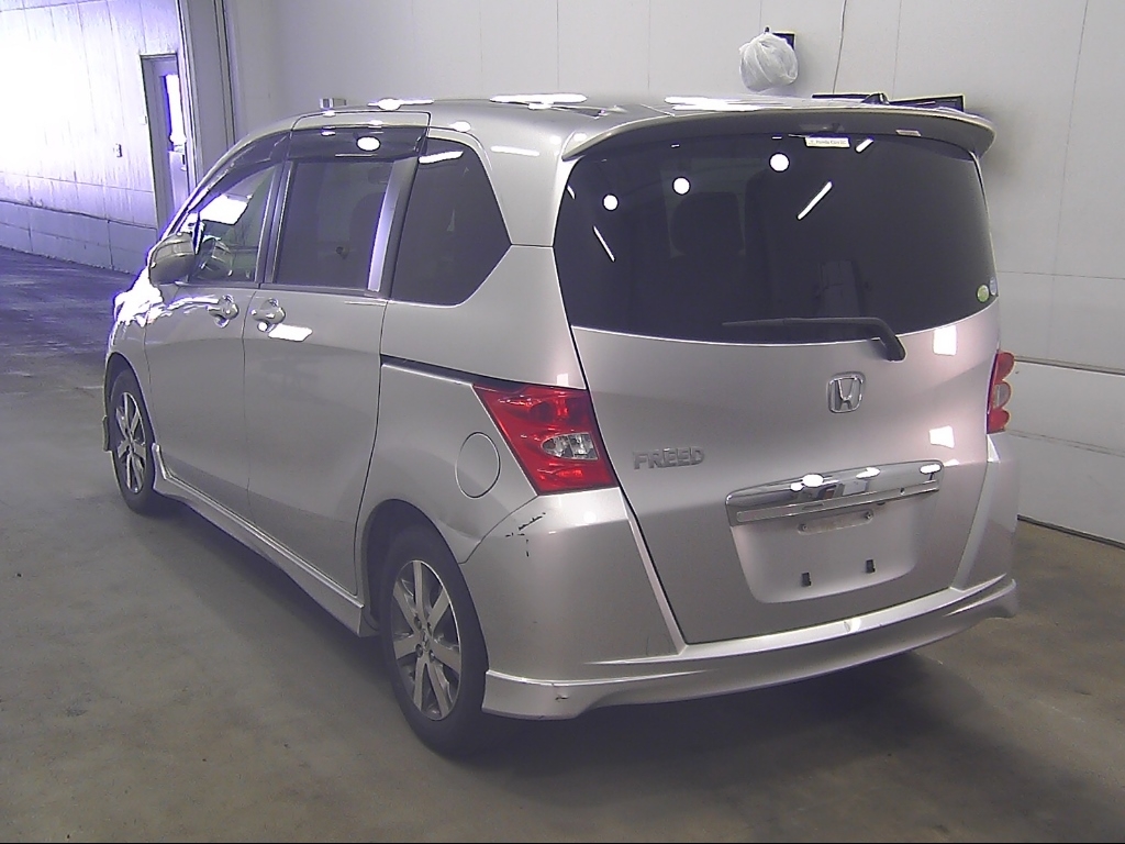 HONDA FREED