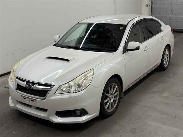 SUBARU LEGACY B4