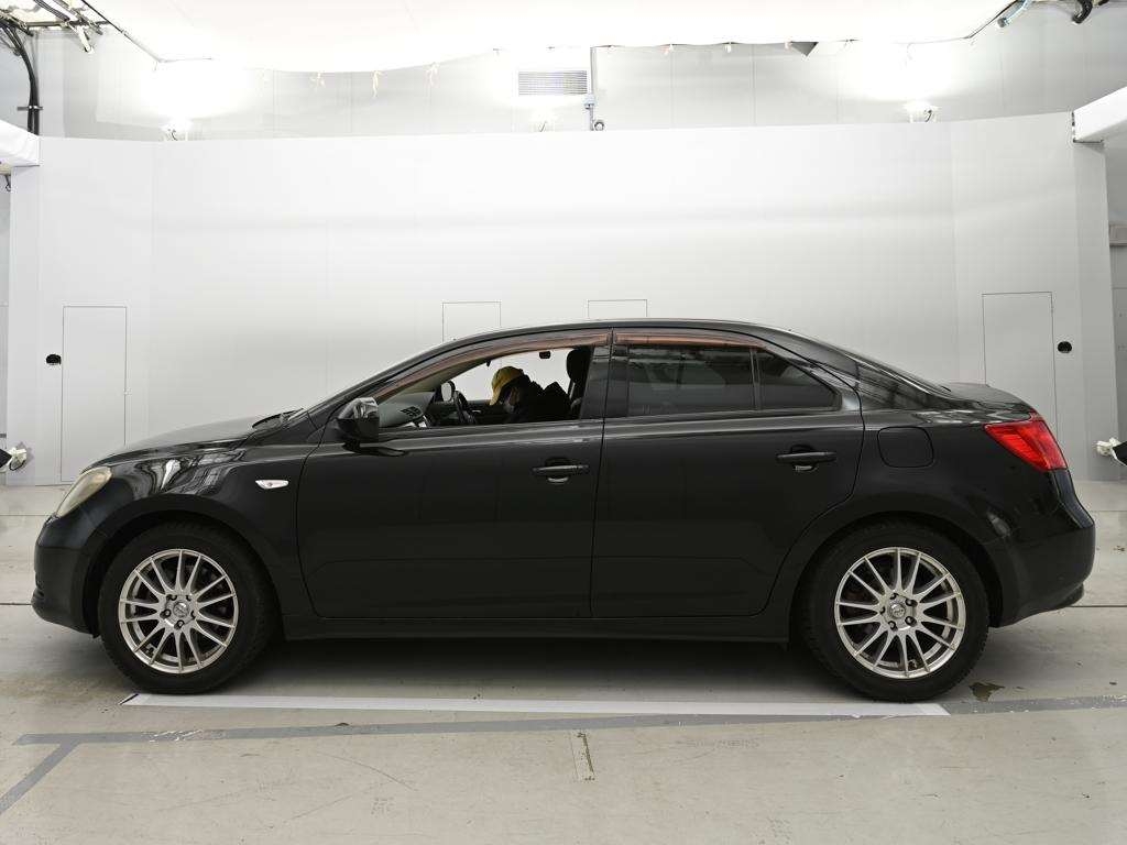 SUZUKI KIZASHI