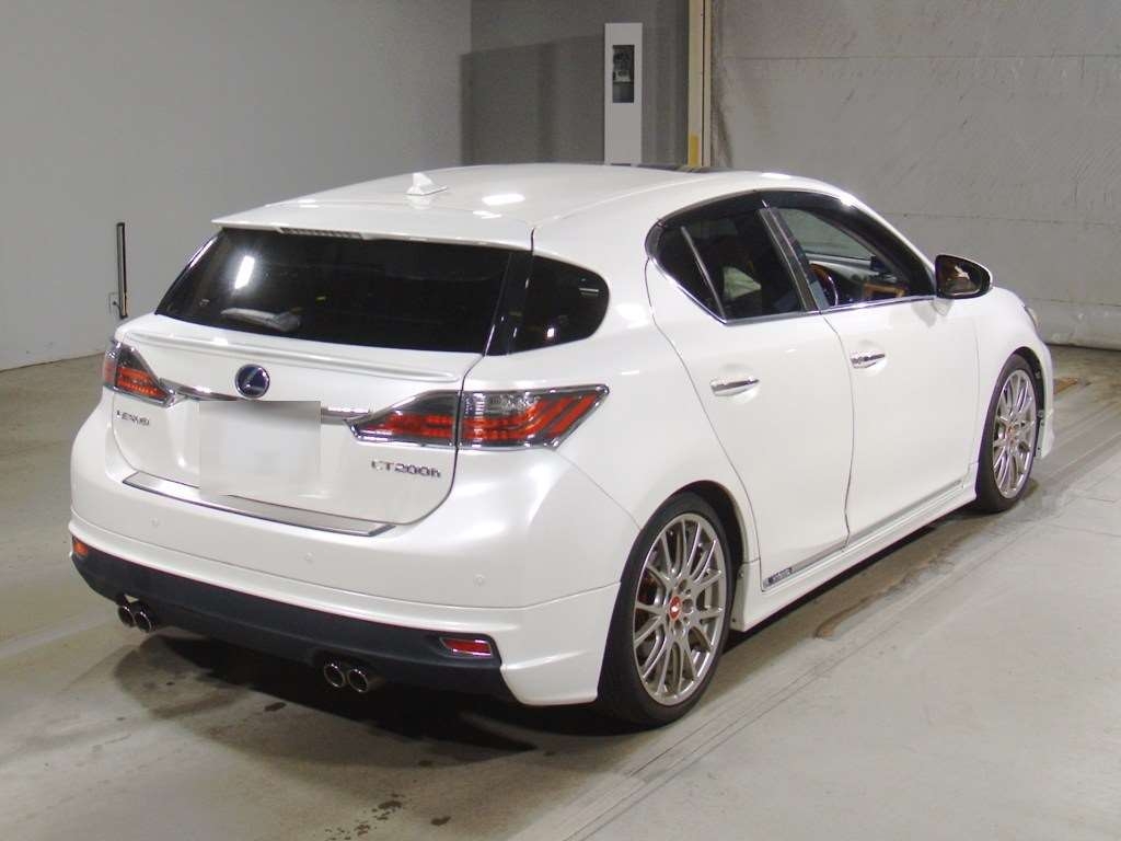 LEXUS CT200H