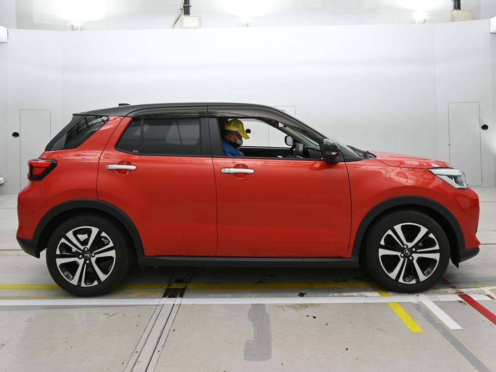 DAIHATSU ROCKY