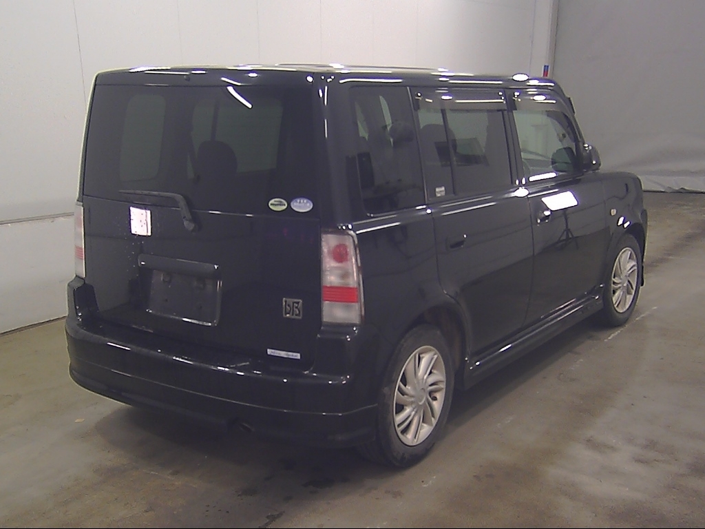 TOYOTA BB