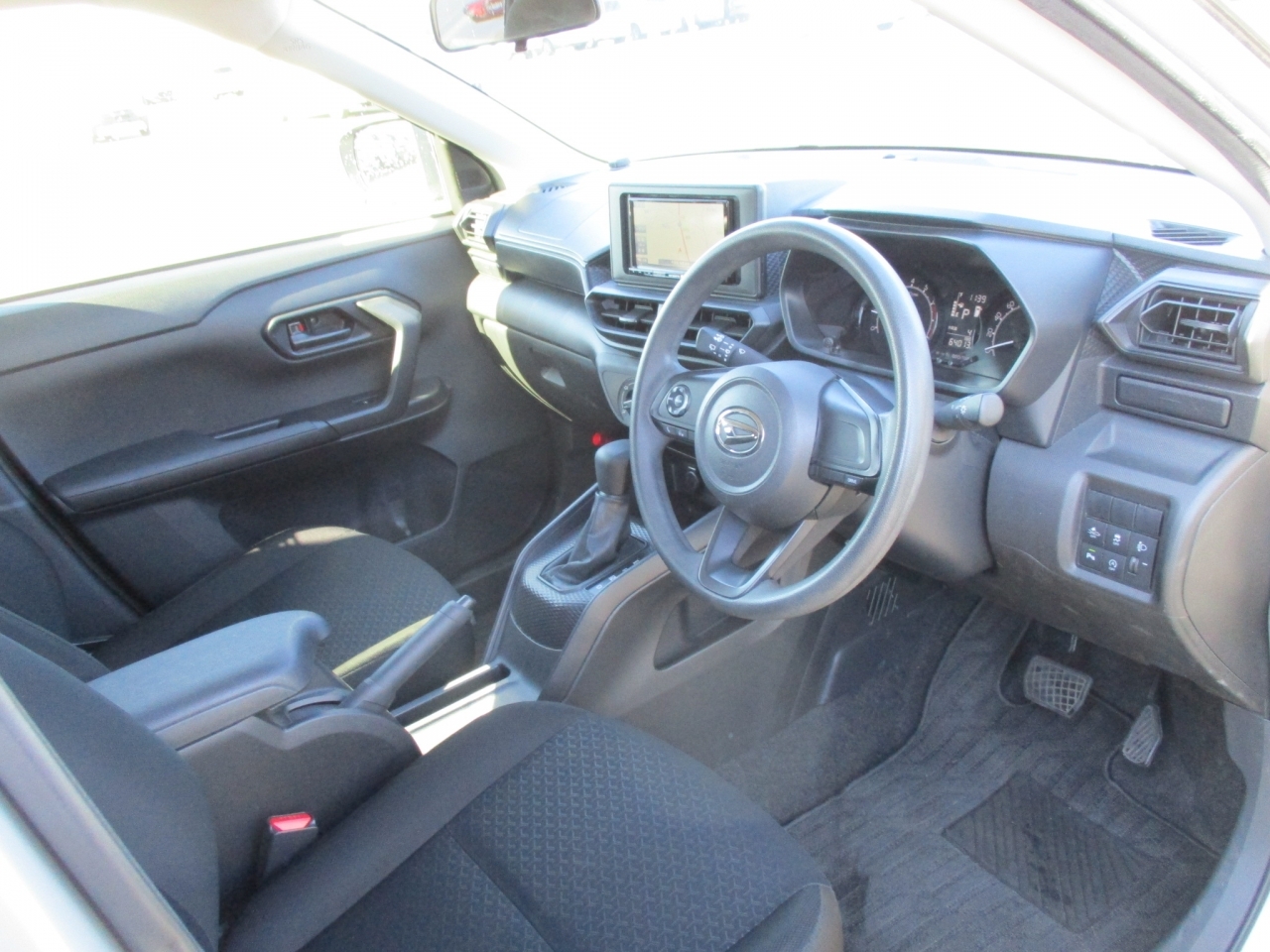 DAIHATSU ROCKY