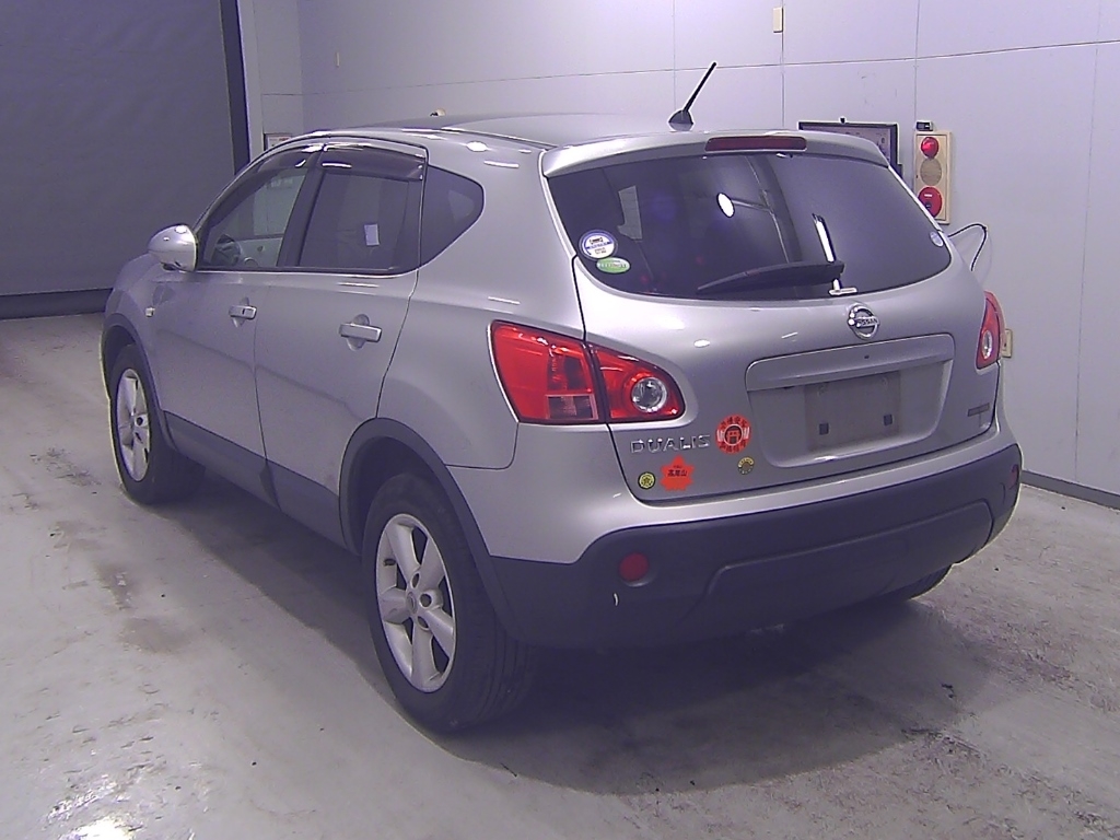 NISSAN DUALIS