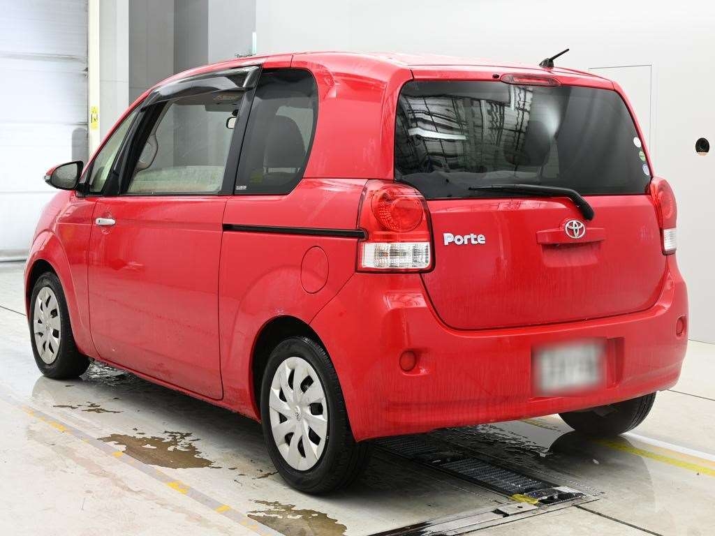 TOYOTA PORTE