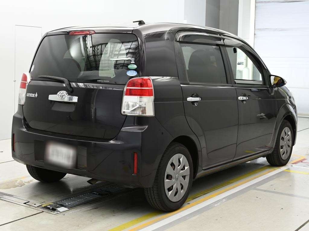 TOYOTA SPADE