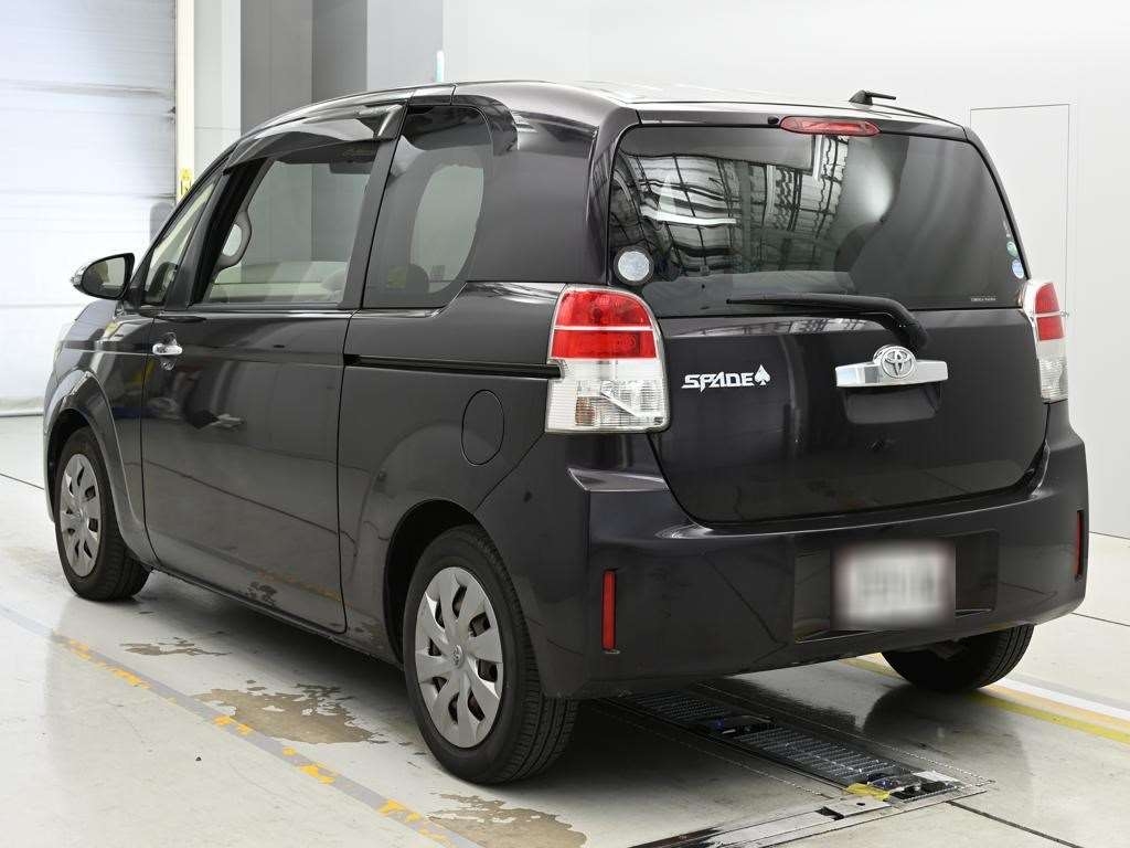 TOYOTA SPADE