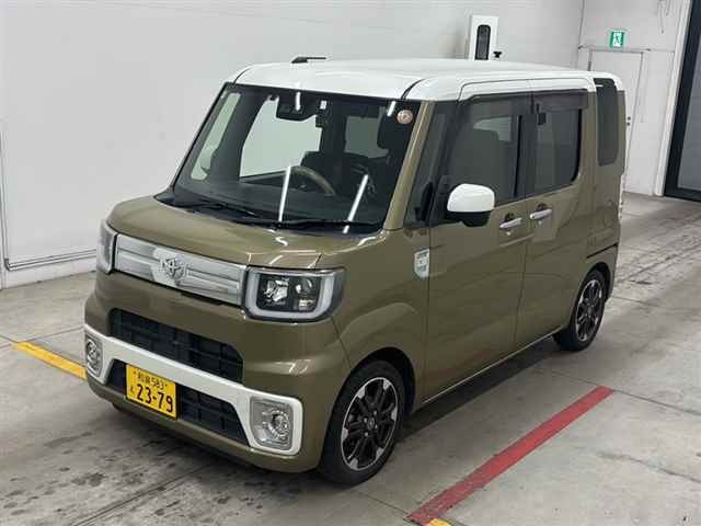 TOYOTA PIXIS MEGA