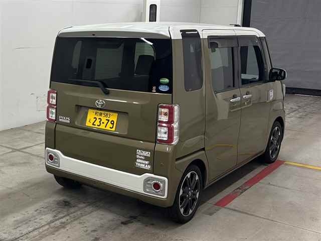 TOYOTA PIXIS MEGA