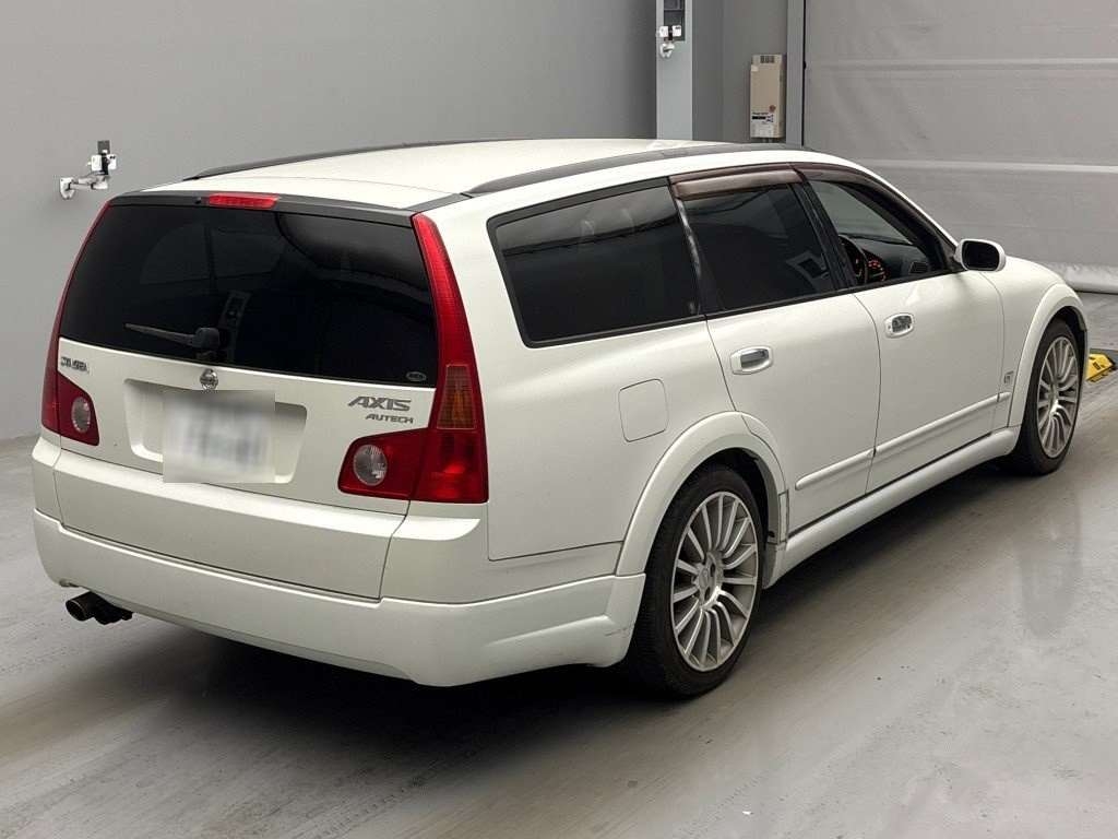 NISSAN STAGEA