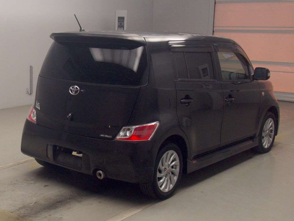 TOYOTA BB