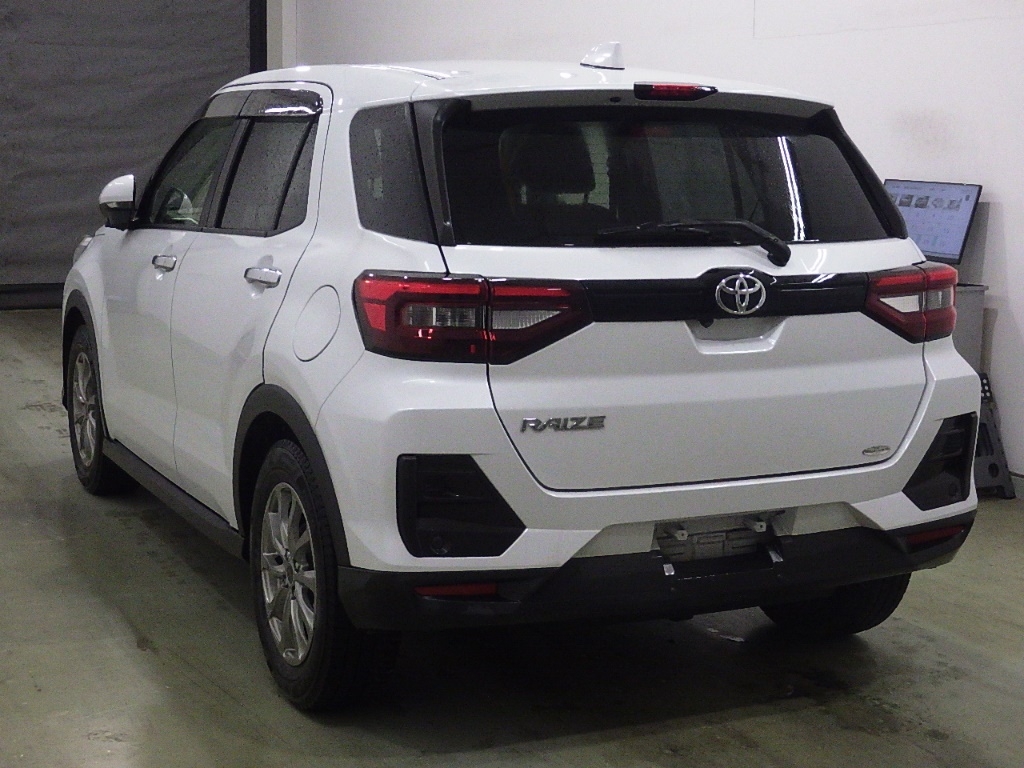 TOYOTA RAIZE
