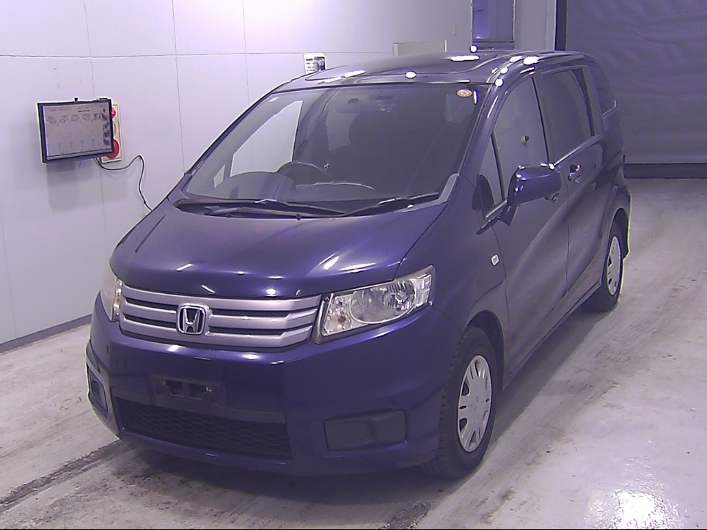 HONDA FREED SPIKE