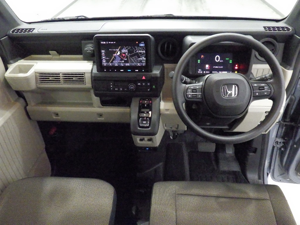HONDA N-VAN