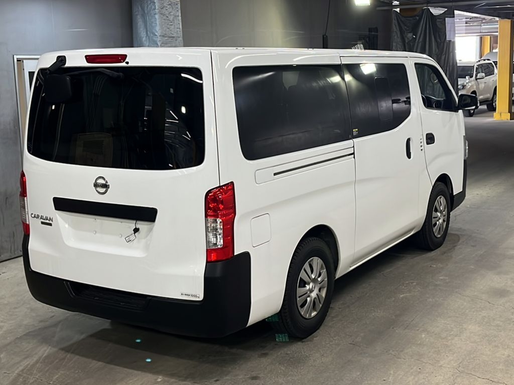 NISSAN NV350 CARAVAN