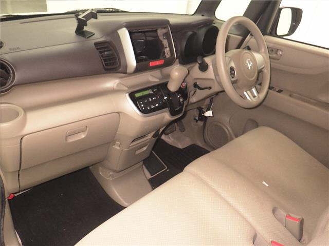 HONDA N-BOX+