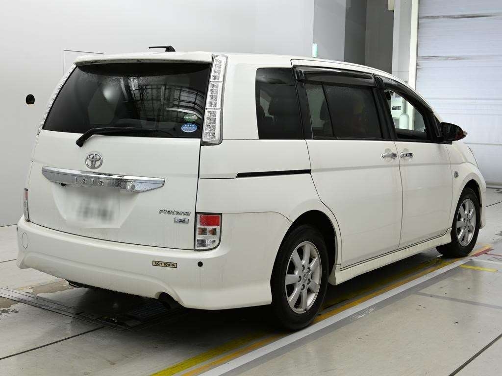 TOYOTA ISIS