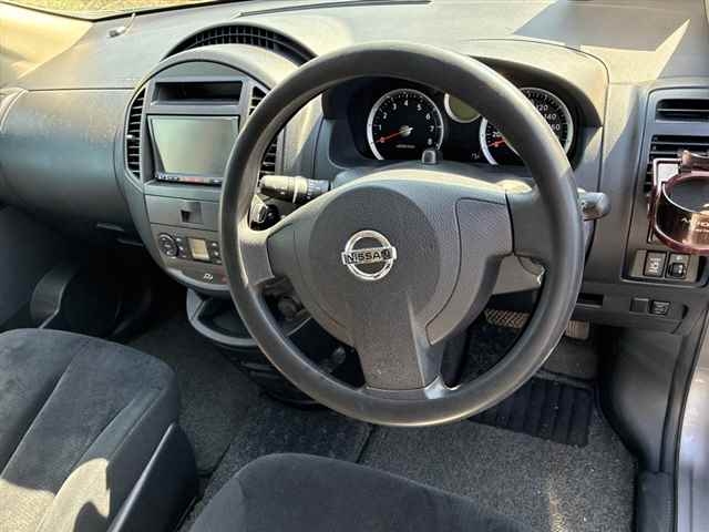 NISSAN LAFESTA