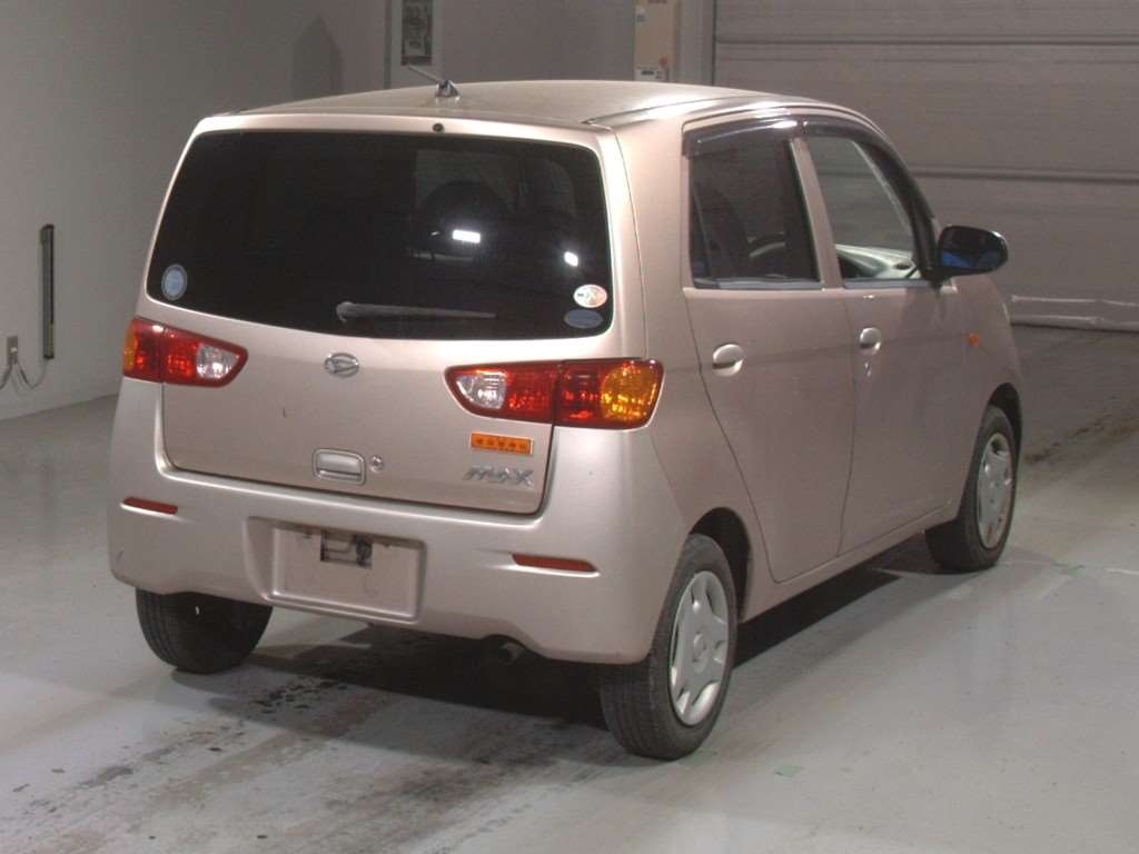 DAIHATSU MAX