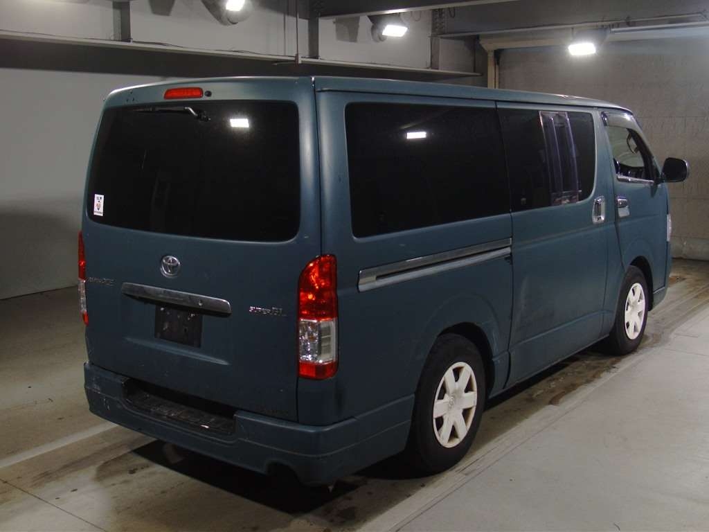 TOYOTA REGIUS ACE