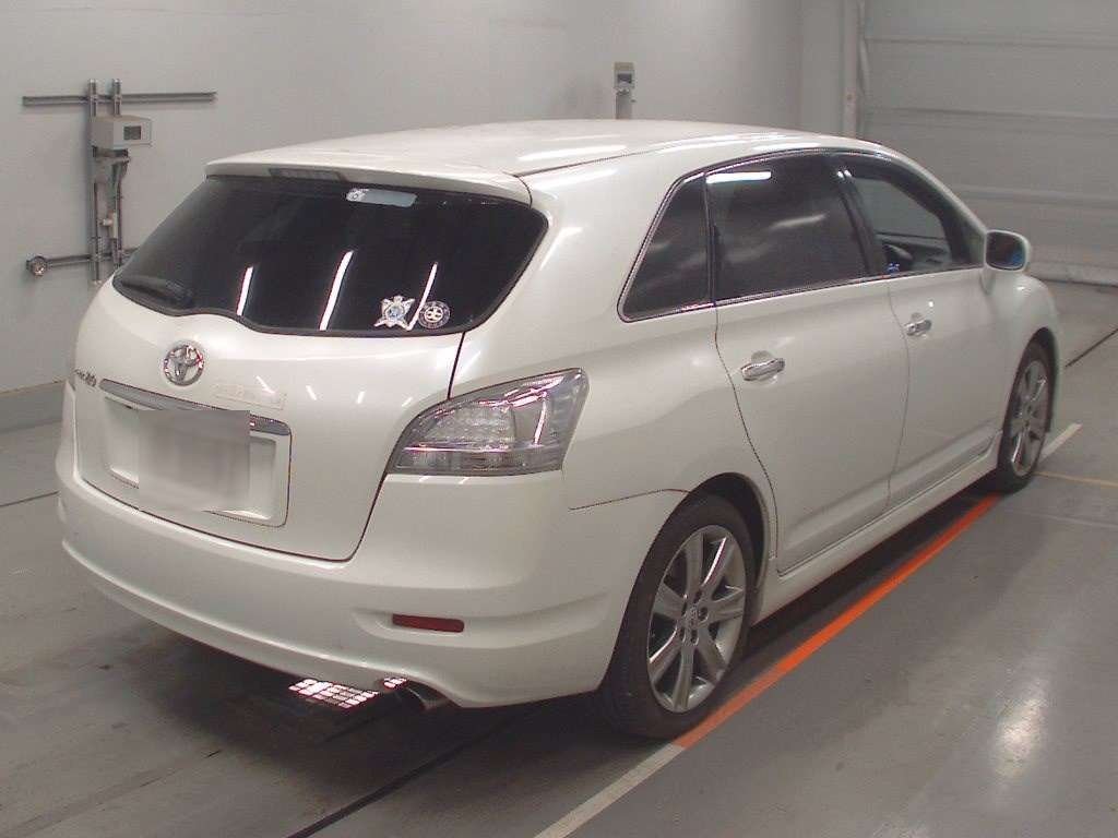 TOYOTA MARK X ZIO
