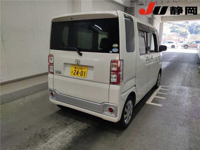 TOYOTA PIXIS MEGA