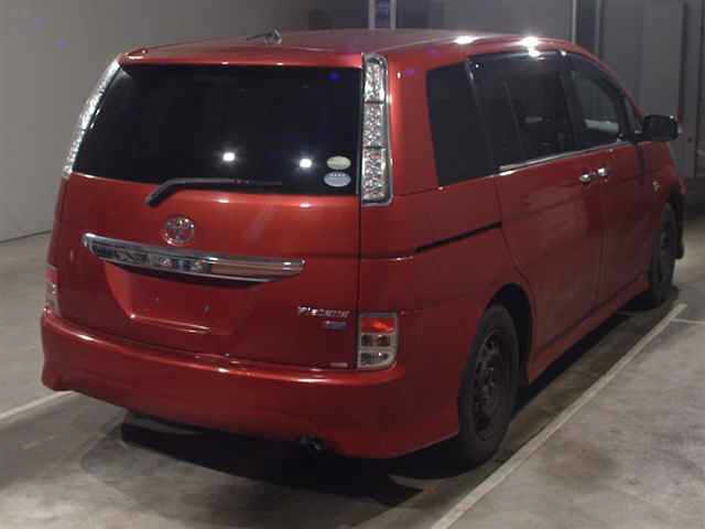 TOYOTA ISIS
