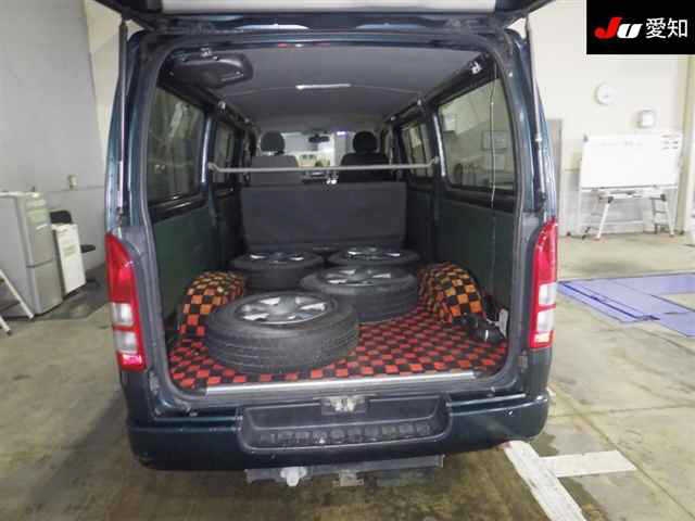 TOYOTA REGIUS ACE