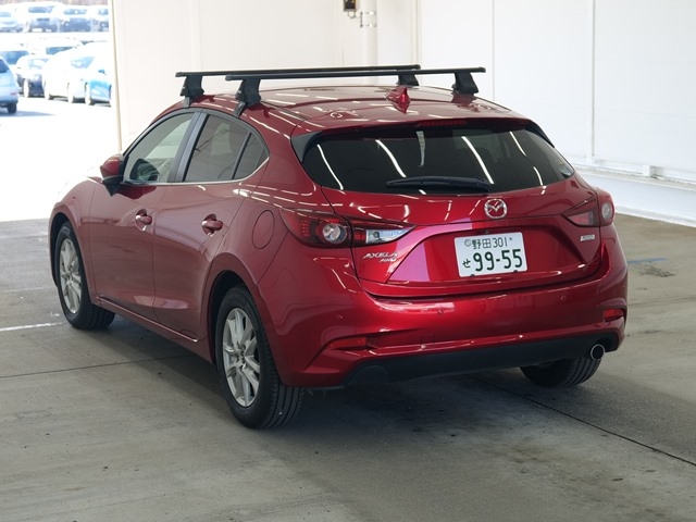 MAZDA AXELA