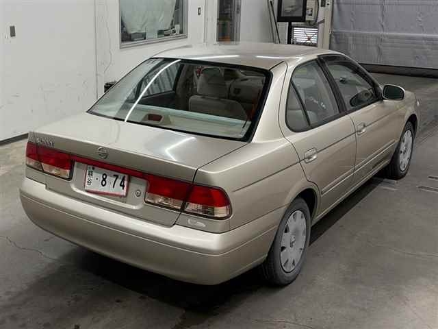 NISSAN SUNNY