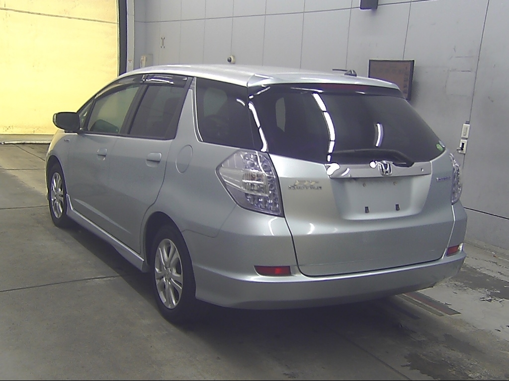 HONDA FIT SHUTTLE