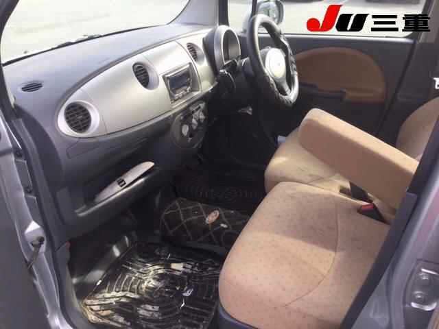 DAIHATSU MOVE LATTE