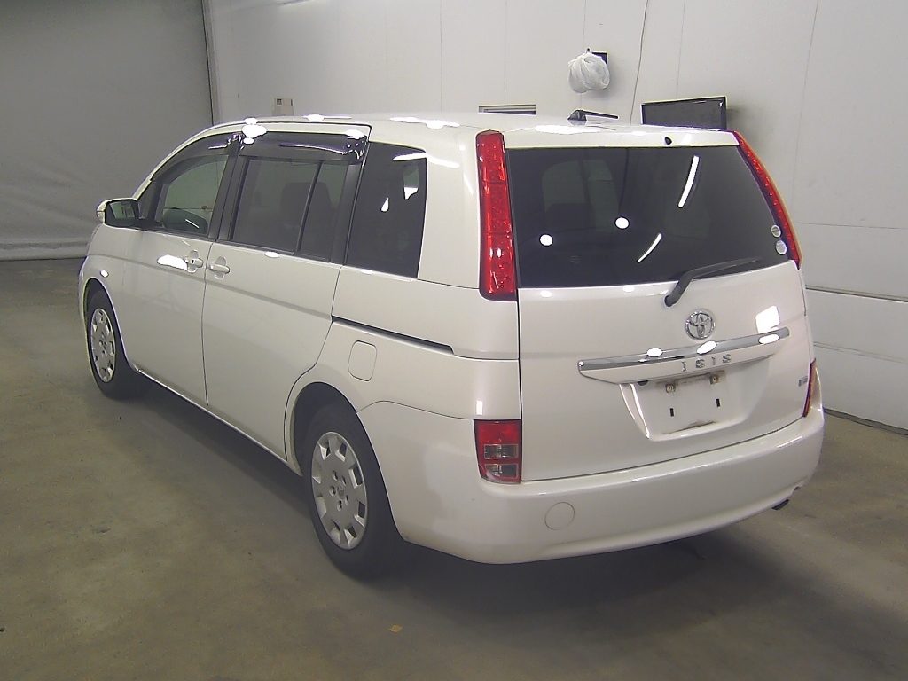 TOYOTA ISIS