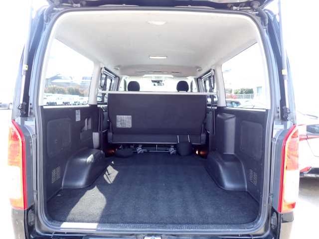TOYOTA REGIUS ACE