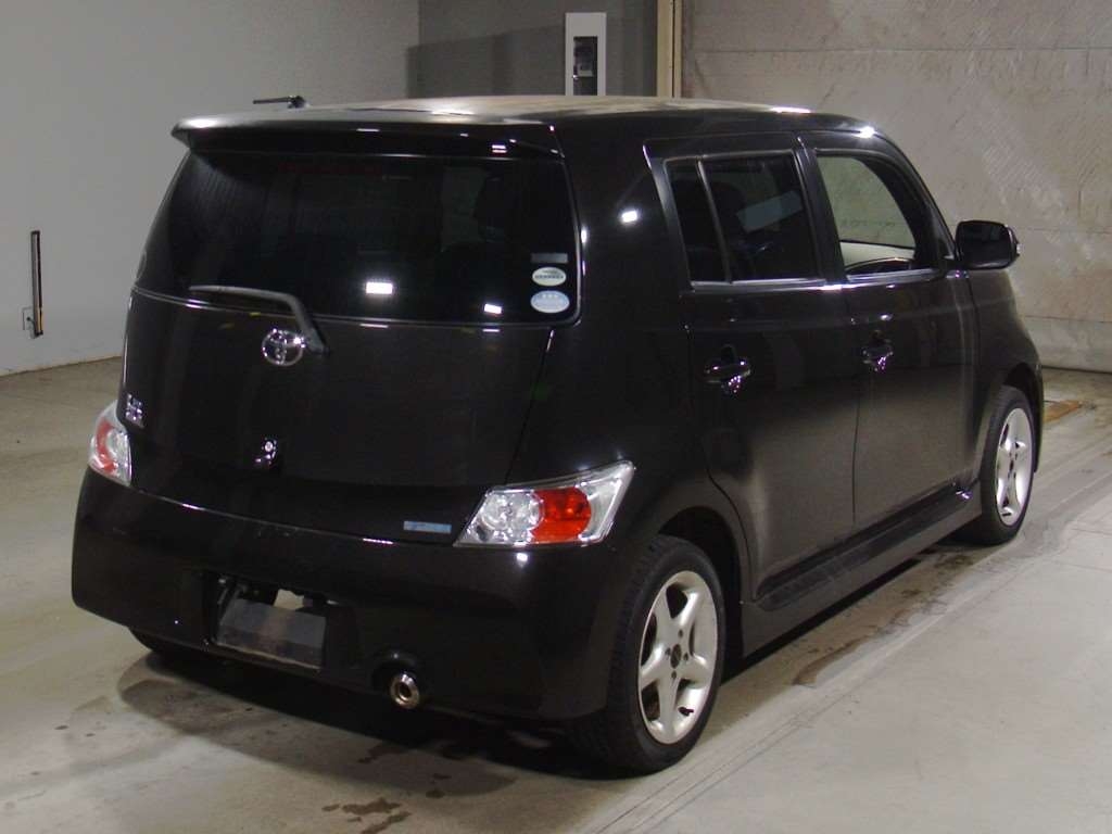 TOYOTA BB