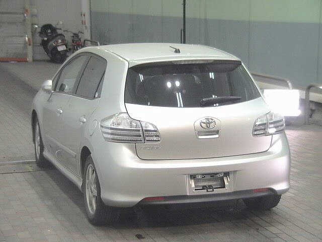TOYOTA BLADE