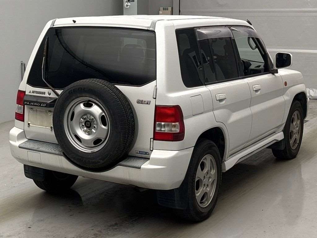 MITSUBISHI PAJERO IO