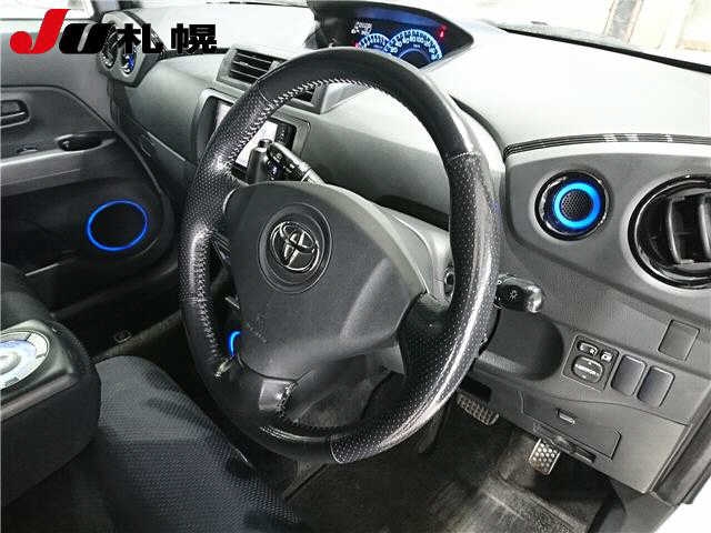 TOYOTA BB