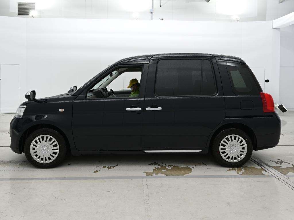 TOYOTA JPN TAXI