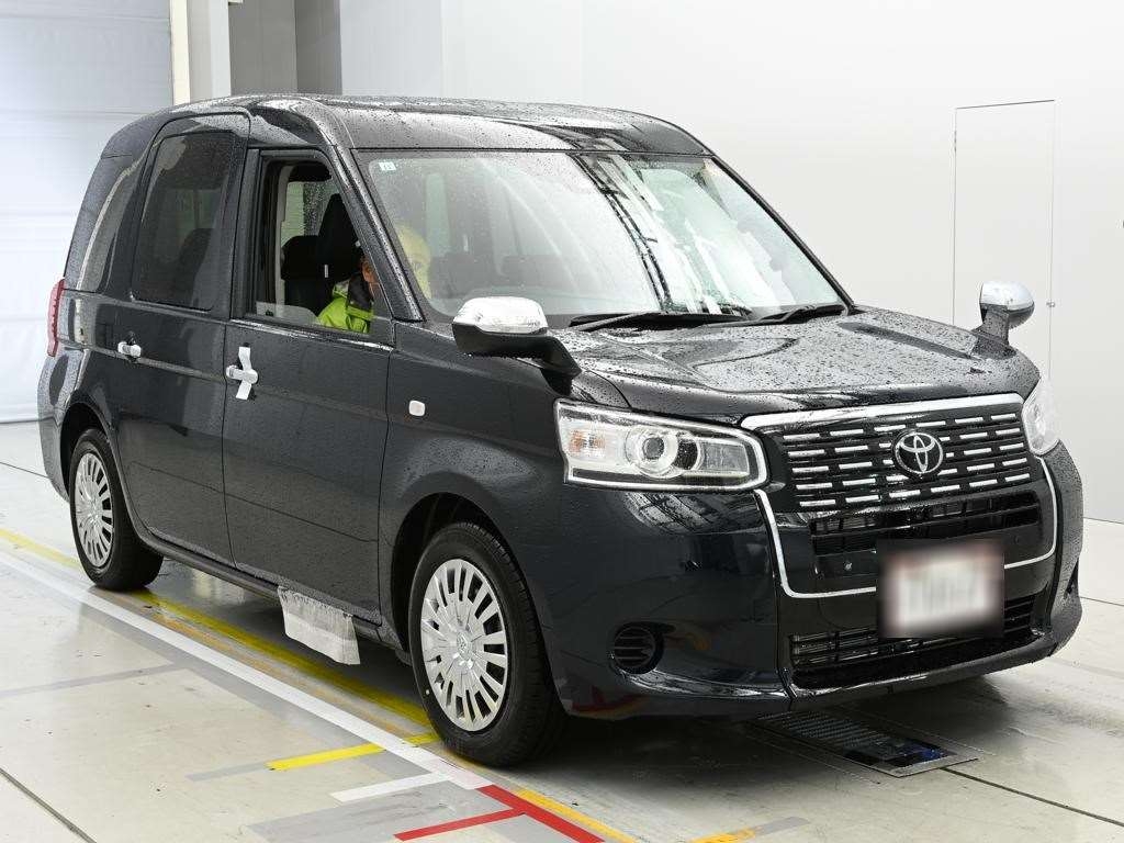 TOYOTA JPN TAXI