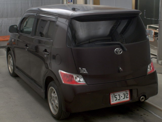 TOYOTA BB