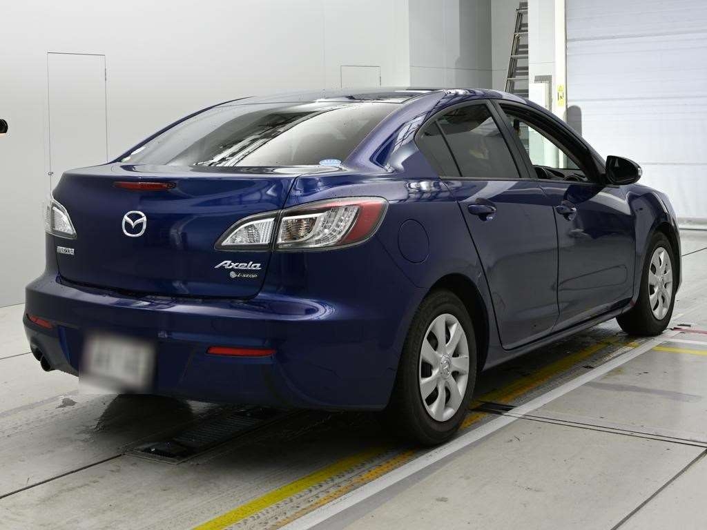 MAZDA AXELA