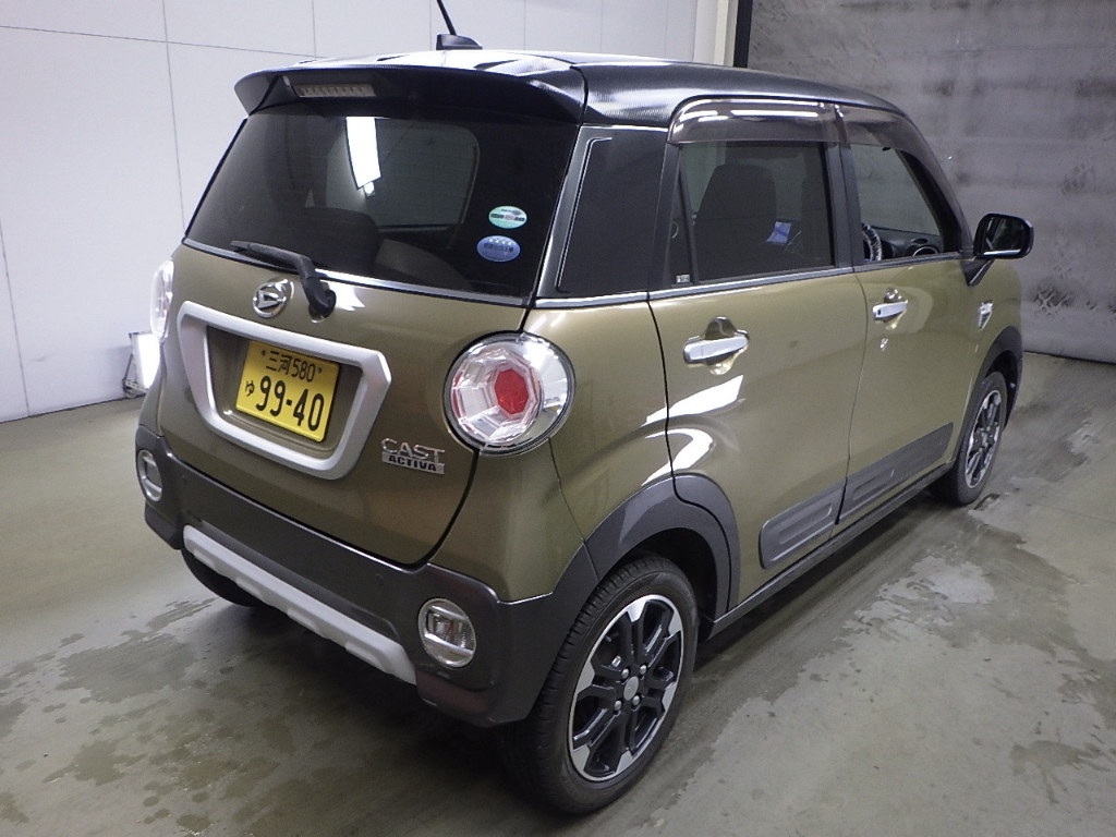 DAIHATSU CAST