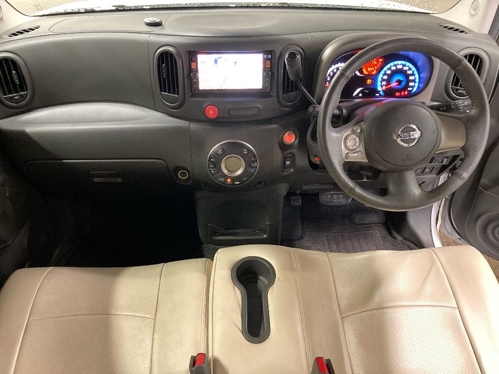 NISSAN CUBE
