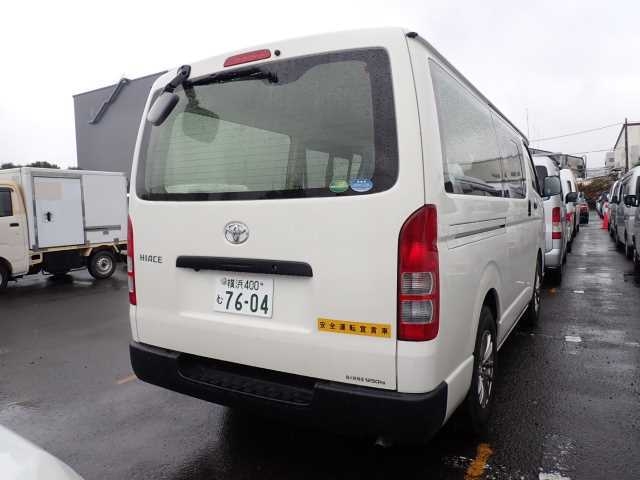 TOYOTA REGIUS ACE